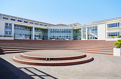 明和県央高等学校画像